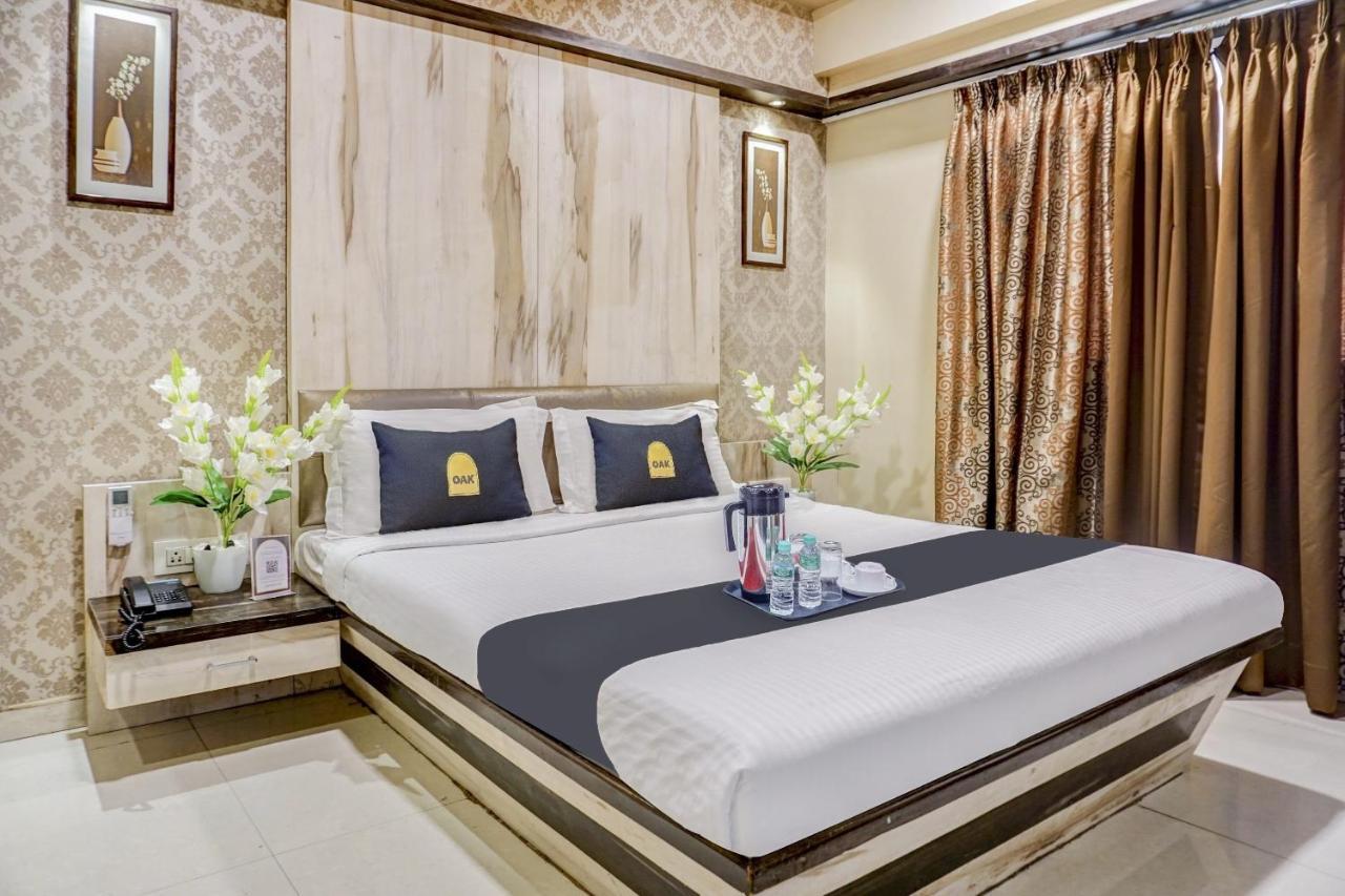 Townhouse Oak Regal Inn Near Sant Tukaram Nagar Metro Station Pimpri-Chinchwad Eksteriør bilde