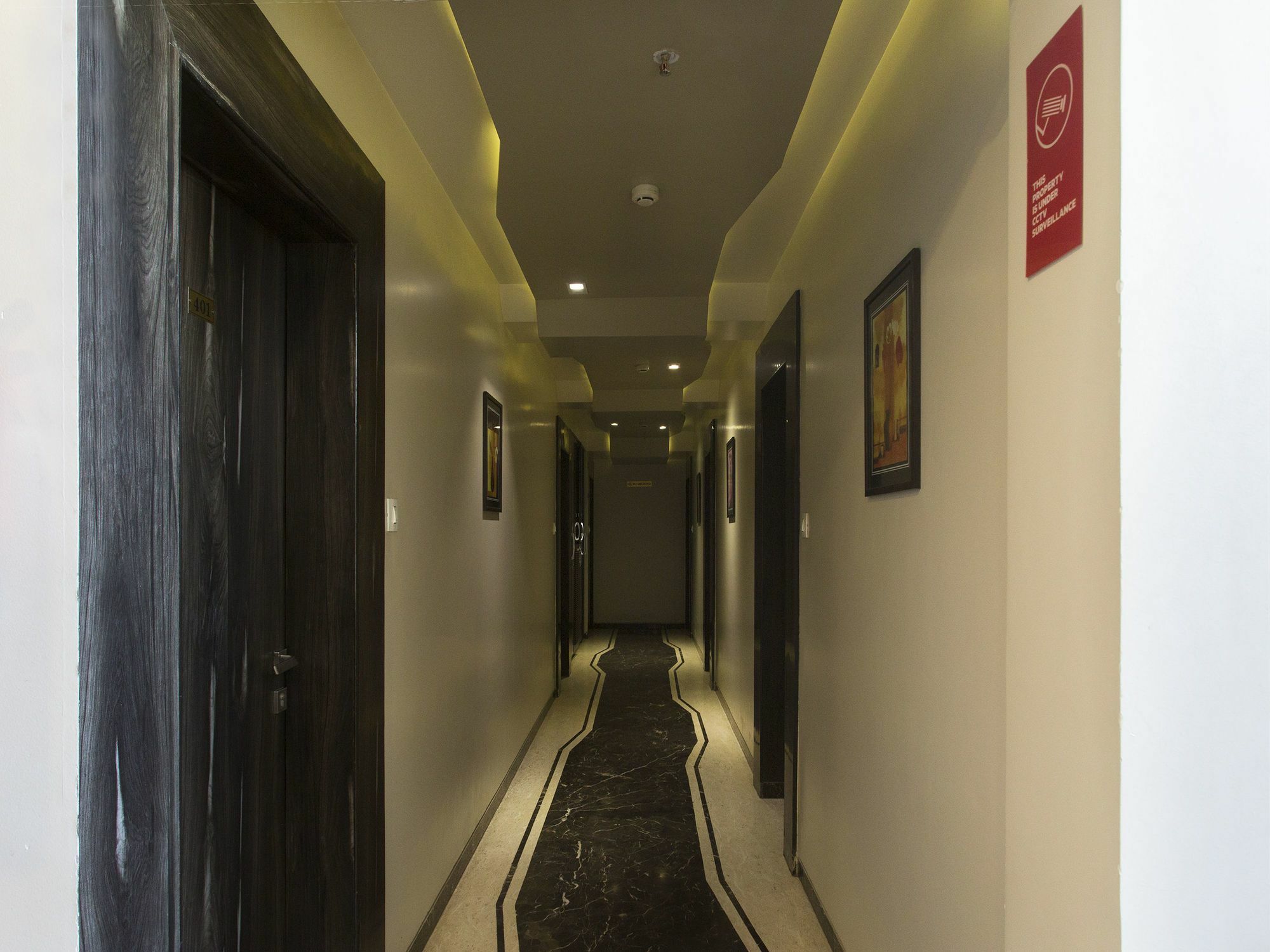 Townhouse Oak Regal Inn Near Sant Tukaram Nagar Metro Station Pimpri-Chinchwad Eksteriør bilde